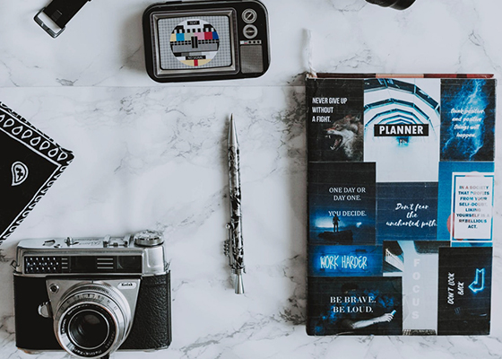 某公司形象策划