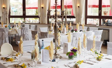 不同色彩不同含义 选择你喜欢的手捧花