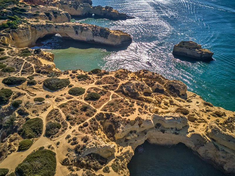 专业翻译公司的陪同口译译员需掌握哪些知识?-2