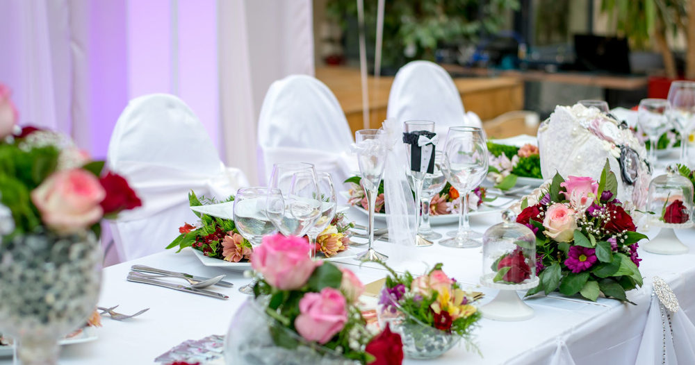 巴厘岛沙滩婚礼举行