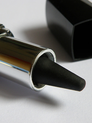 眼线液笔防水持久不晕染