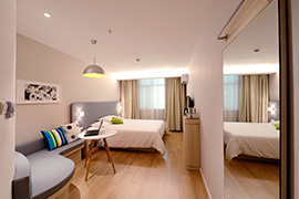 单色中式卧室设计