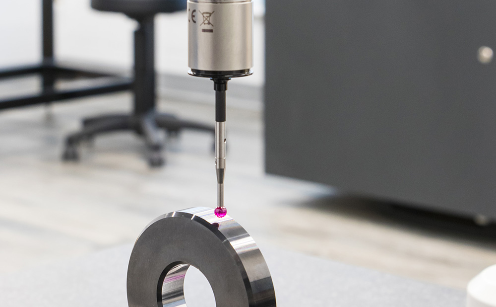 推动制造业以智能化为主导