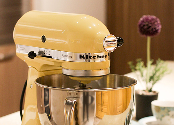 食品搅拌机是全齿轮传动结构,其动力传动系统具有高标准设计,强度高,技术要求高