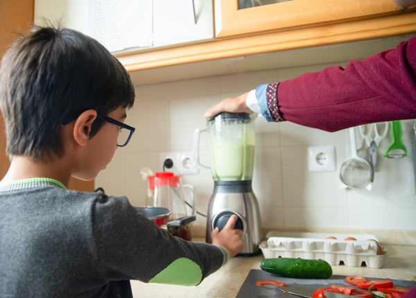 机型既有使用三相电源,也有使用单相电源的机器,请用户按要求选用